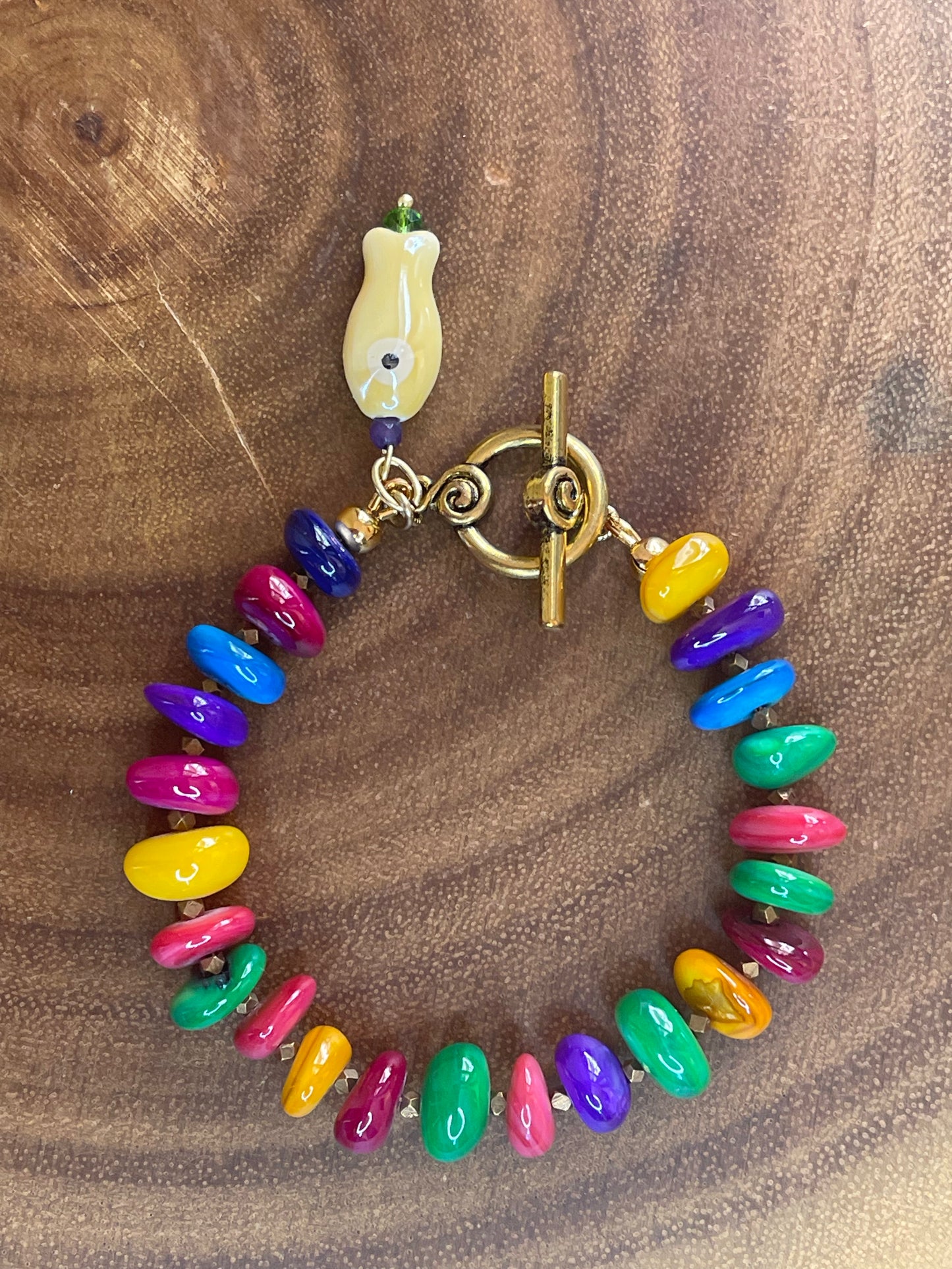Colorful Dyed Shell Bracelet with Ceramic Fish Charm