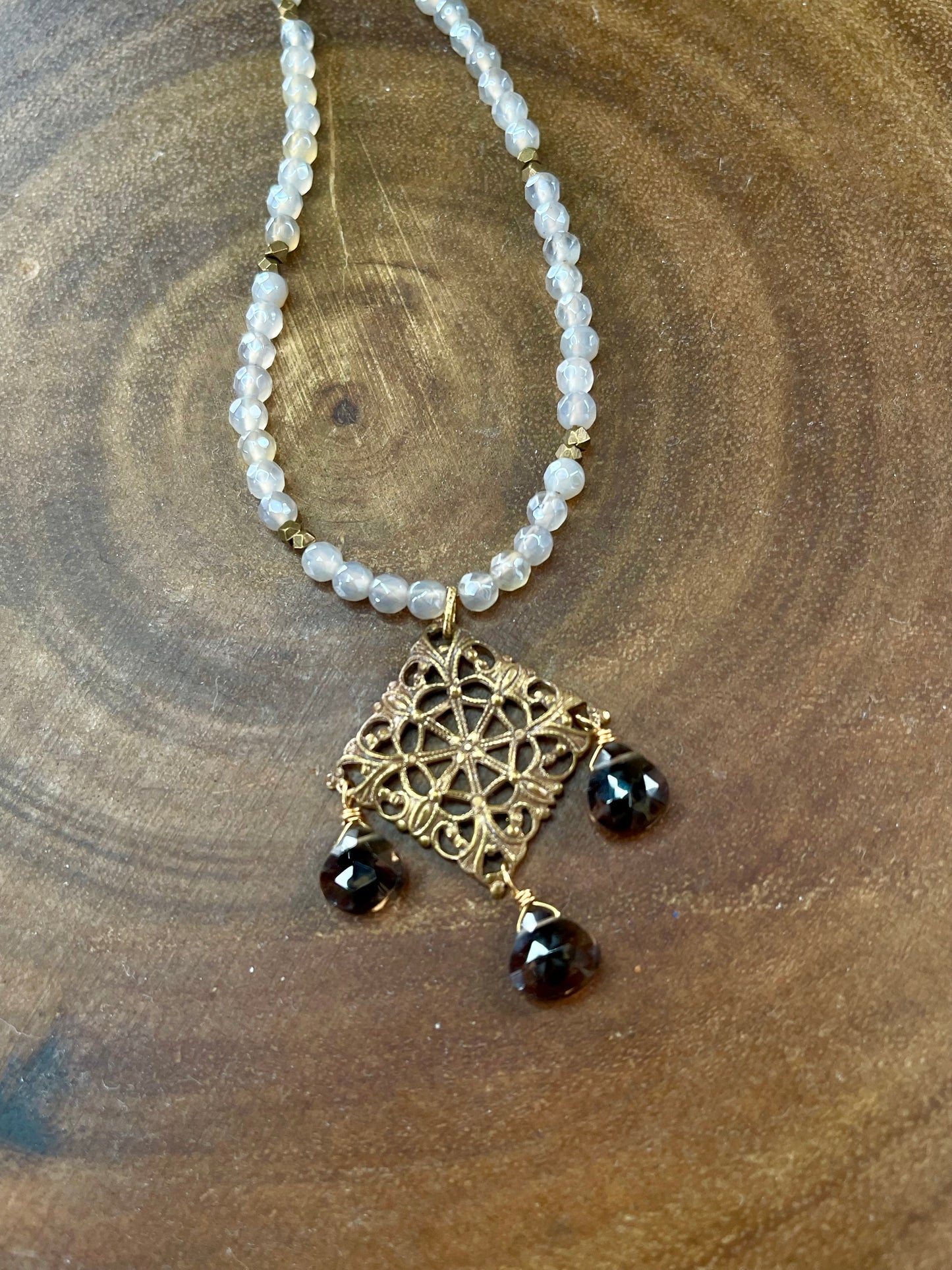 Vintage Inspired Necklace - Agate Necklace - Beaded Necklace