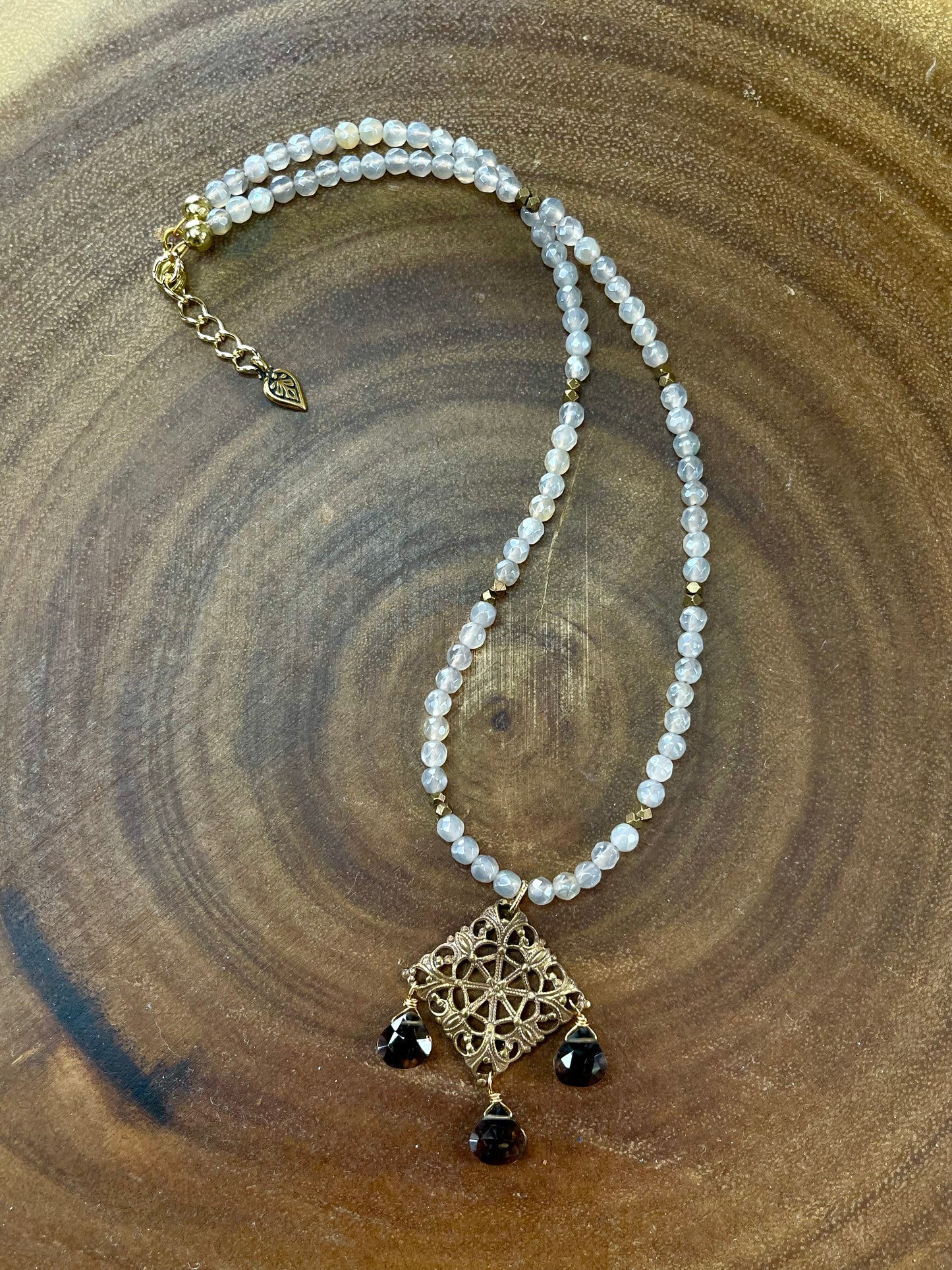 Vintage Inspired Necklace - Agate Necklace - Beaded Necklace