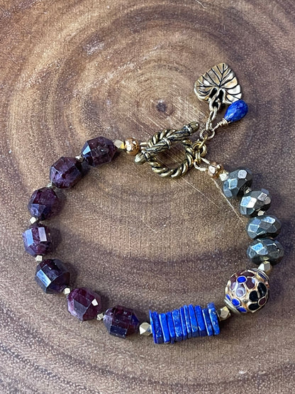 Garnet Bracelet - Beaded Bracelet - Gemstone Bracelet