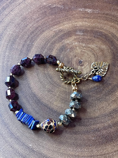 Garnet Bracelet - Beaded Bracelet - Gemstone Bracelet